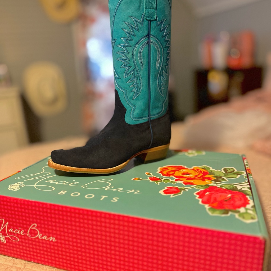 Macie Bean Women's “Looney Moon”
